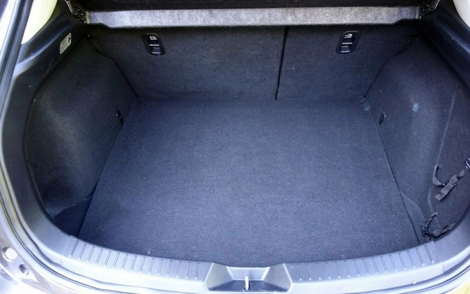 Mazda 3 cena 48900 przebieg: 147000, rok produkcji 2014 z Dęblin małe 254